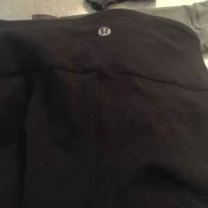 Lululemon yoga pants 3 sets